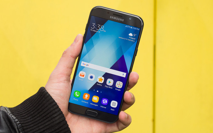 Серия Samsung Galaxy A (2018) получит «безграничный дисплей» Серия Samsung Galaxy A (2018) получит «безграничный дисплей»