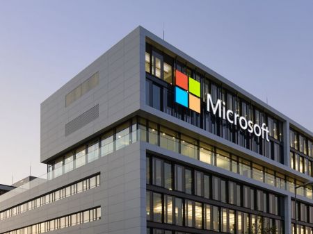 СМИ: Microsoft может купить Take-Two, Rockstar Games и GTA СМИ: Microsoft может купить Take-Two, Rockstar Games и GTA
