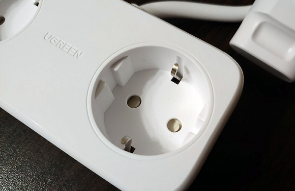 Обзор Ugreen DigiNest Life 30W: универсальный удлинитель на две розетки с USB-A и USB-C Обзор Ugreen DigiNest Life 30W: универсальный удлинитель на две розетки с USB-A и USB-C