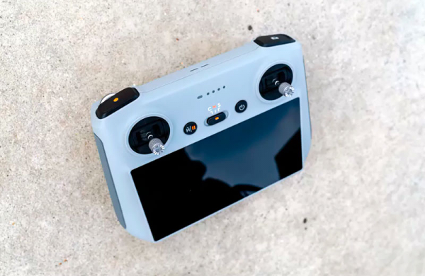 Обзор DJI Mini 3 Pro: серьёзное и дорогое обновление небольшого квадрокоптера Обзор DJI Mini 3 Pro: серьёзное и дорогое обновление небольшого квадрокоптера