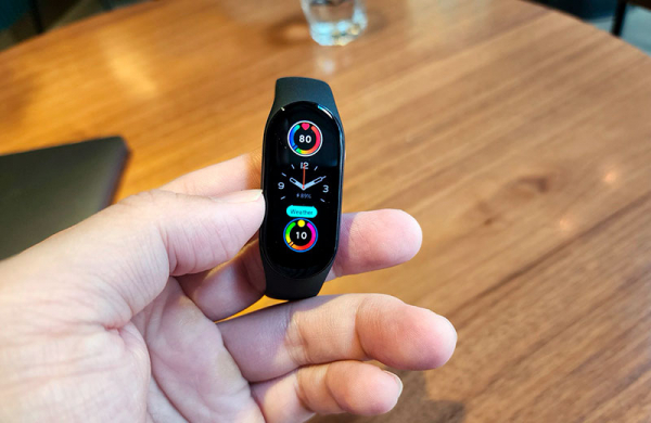 Обзор Xiaomi Mi Band 7: по-прежнему король бюджетных фитнес-браслетов Обзор Xiaomi Mi Band 7: по-прежнему король бюджетных фитнес-браслетов