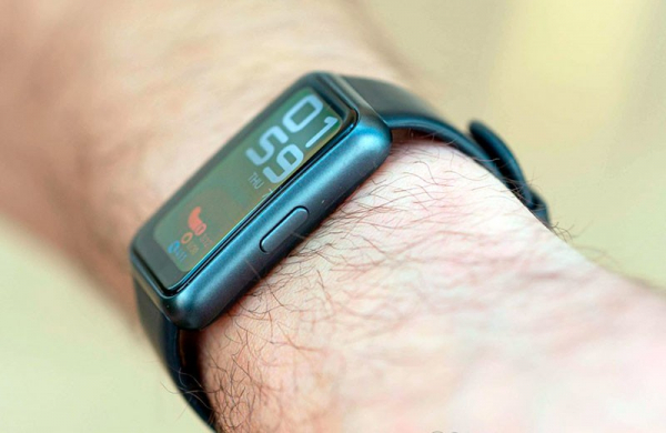 Обзор Huawei Band 7: обновлённый фитнес-браслет в корпусе умных часов Обзор Huawei Band 7: обновлённый фитнес-браслет в корпусе умных часов
