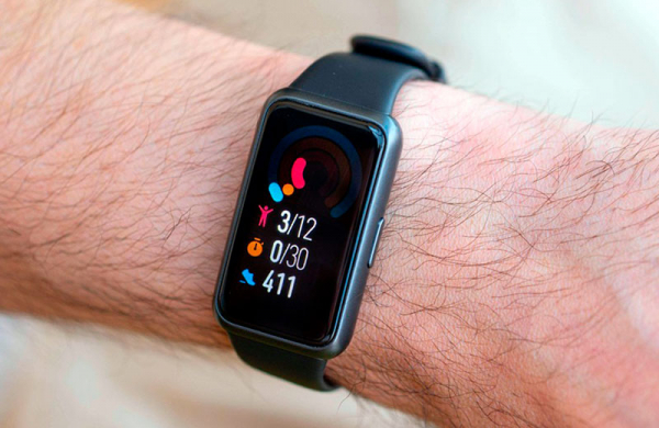 Обзор Huawei Band 7: обновлённый фитнес-браслет в корпусе умных часов Обзор Huawei Band 7: обновлённый фитнес-браслет в корпусе умных часов