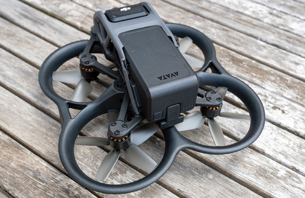 Обзор DJI Avata: идеальный компактный дрон для FPV-новичков Обзор DJI Avata: идеальный компактный дрон для FPV-новичков