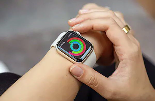 Обзор Apple Watch SE 2 (2022): более доступные умные часы со всем необходимым Обзор Apple Watch SE 2 (2022): более доступные умные часы со всем необходимым