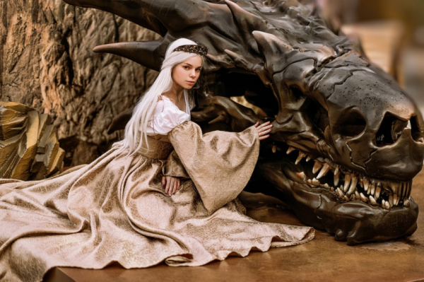 Косплеер показала молодую Рейениру Таргариен из сериала «Дом Дракона» — WorldGameNews Косплеер показала молодую Рейениру Таргариен из сериала «Дом Дракона» — WorldGameNews