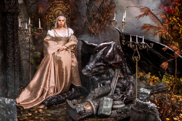 Косплеер показала молодую Рейениру Таргариен из сериала «Дом Дракона» — WorldGameNews Косплеер показала молодую Рейениру Таргариен из сериала «Дом Дракона» — WorldGameNews