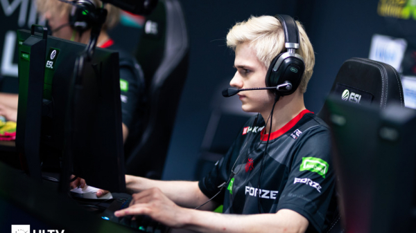 Состав forZe вошёл в топ-8 и покинул ESL Pro League по CS:GO — WorldGameNews Состав forZe вошёл в топ-8 и покинул ESL Pro League по CS:GO