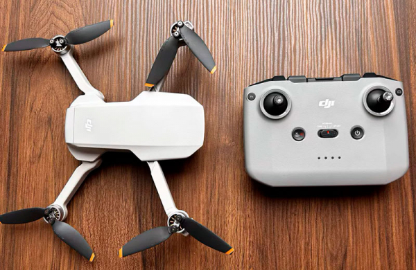 Обзор DJI Mini 2 SE: самый лучший и доступный квадрокоптер DJI для начинающих Удобство и управление