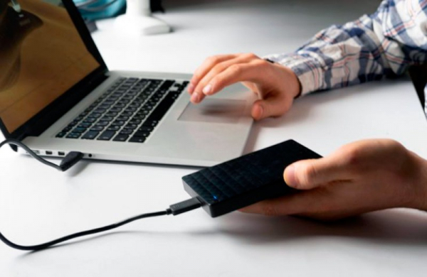 5 лучших внешних SSD накопителей – Рейтинг рекомендуемых моделей Преимущества внешних SSD накопителей