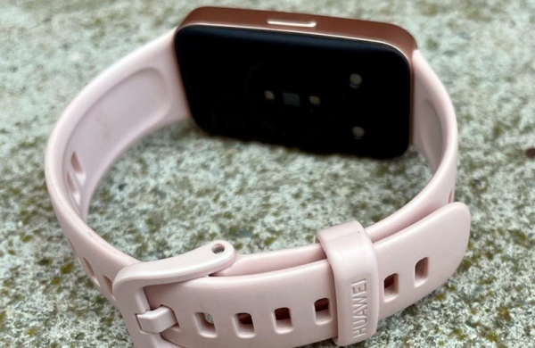 Обзор Huawei Band 8: фитнес-браслета с множеством функций на каждый день Характеристики HUAWEI Band 8