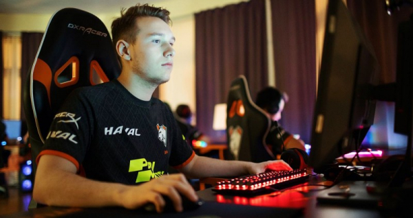 СНГ в The international 10: Virtus.pro, Team Spirit СНГ в The international 10: Virtus.pro, Team Spirit