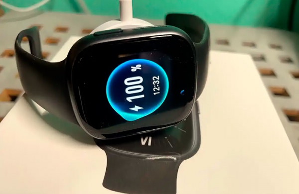 Обзор Honor Watch 4: интересных умных часов без некоторых важных функций Аккумулятор и зарядка