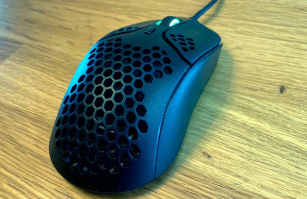 Обзор HyperX Pulsefire Haste: быстрой и сверхлёгкой игровой мыши Дизайн HyperX Pulsefire Haste
