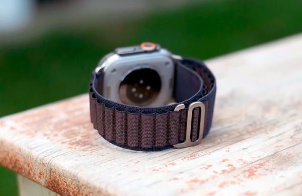 Обзор Apple Watch Ultra 2: вторых великолепных умных часов с лёгкими обновлениями Застежка ремешка