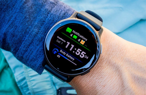 Обзор Garmin Vivoactive 5: идеальных умных часов для мониторинга здоровья и тренировок 1,2-дюймовый AMOLED-дисплей