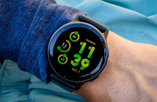 Обзор Garmin Vivoactive 5: идеальных умных часов для мониторинга здоровья и тренировок Внешний вид часов от Garmin