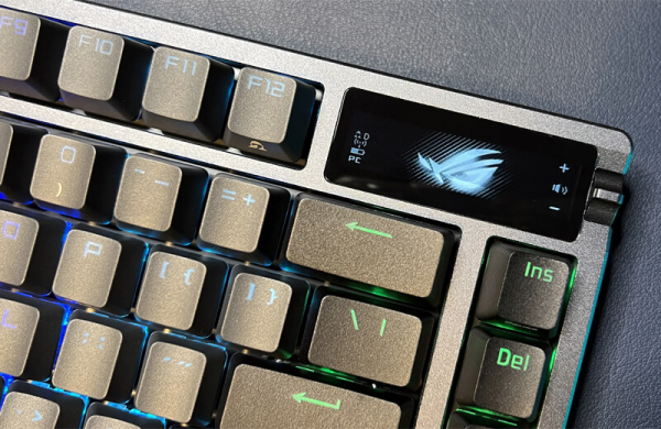 Обзор Asus ROG Azoth: идеальной игровой клавиатуры с OLED-дисплеем Отображаемая на 2-дюймовом экране информация