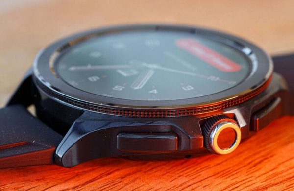 Обзор Xiaomi Watch 2 Pro: удачных и умных смарт-часов флагманского уровня Две кнопки и вращающаяся коронка