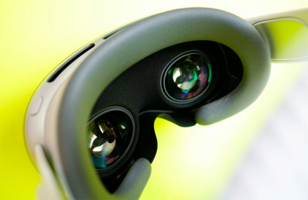 Обзор Apple Vision Pro: потрясающей и недоработанной гарнитуры дополненной реальности Apple Vision Pro отзывы