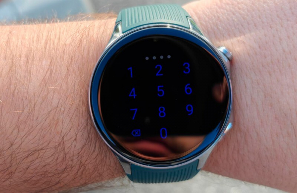 Обзор OnePlus Watch 2: автономных умных часов для спорта на Wear OS Экран блокировки часов