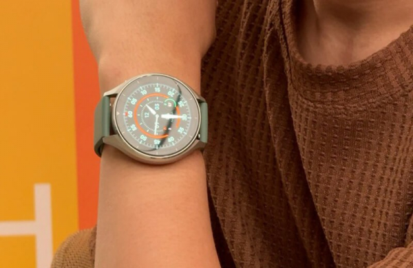 Обзор Xiaomi Watch 2: отличных умных часов на Wear OS с ярким дисплеем Цветное изображение на экране дисплея