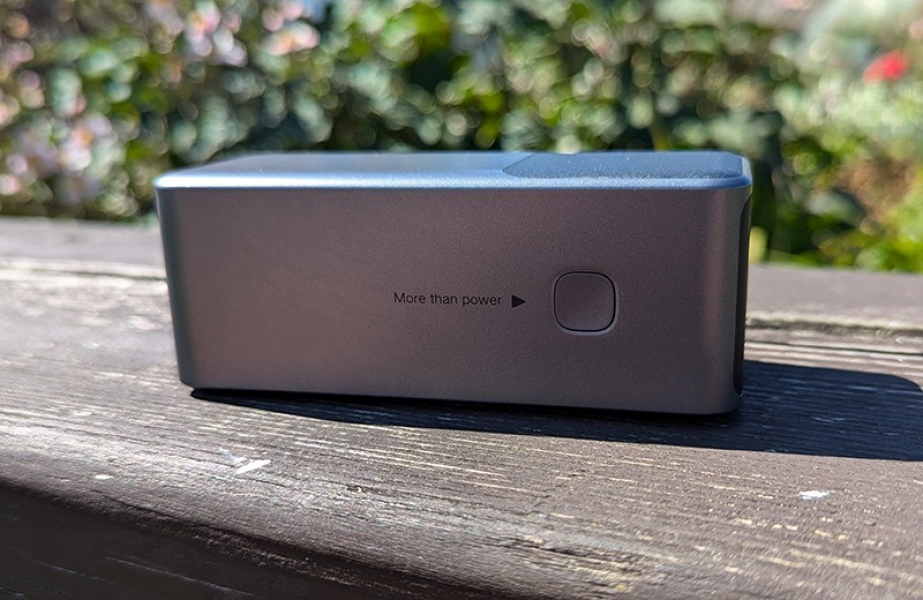 Обзор Ugreen Nexode Power Bank 12000 мАч 100 Вт: компактный пауэрбанк с высокой мощностью Размеры и вес
