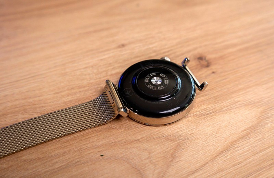Обзор HUAWEI WATCH GT 5 (41 мм): почти идеальные смарт-часы для большинства Датчики и ремешок