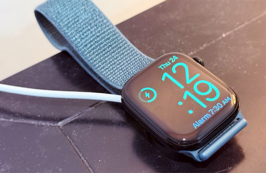 Обзор Apple Watch Series 10: идеальных умных часов для владельцев iPhone Время автономной работы Apple Watch Series 10