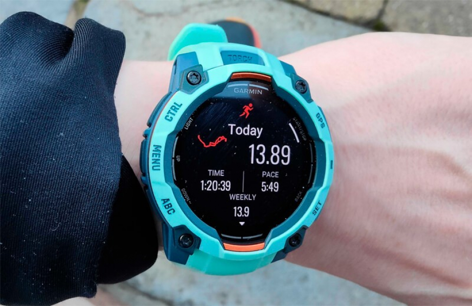 Обзор Garmin Instinct 3 (AMOLED): очень хороших умных часов для спорта и активного отдыха Внешний вид Garmin Instinct 3 (AMOLED)