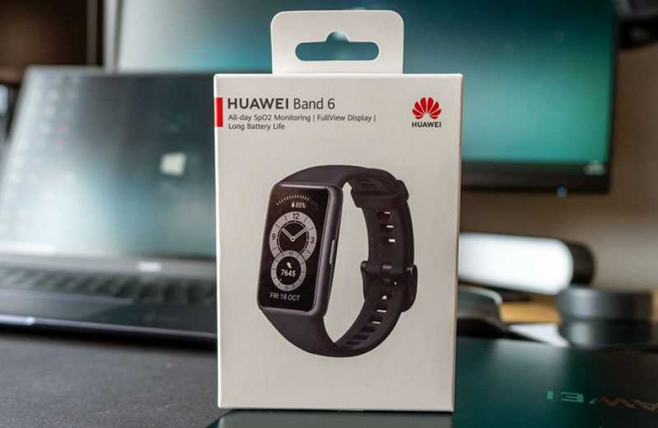 Обзор Huawei Band 6: почти совершенного и недорогого фитнес-браслета Характеристики Huawei Band 6 и комплектация