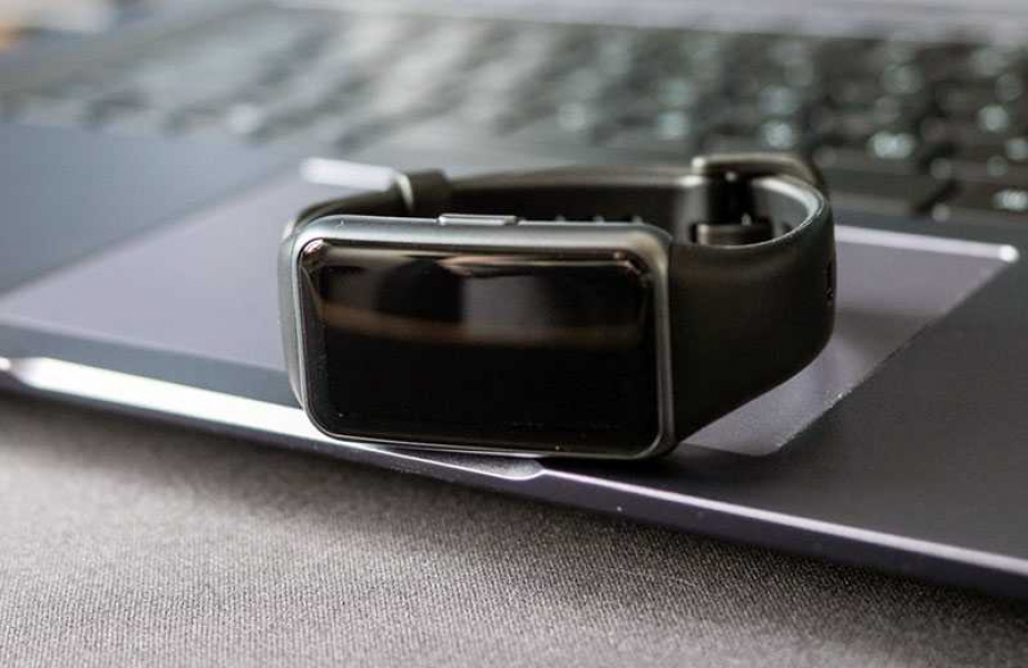 Обзор Huawei Band 6: почти совершенного и недорогого фитнес-браслета Huawei Band 6 обзор браслета