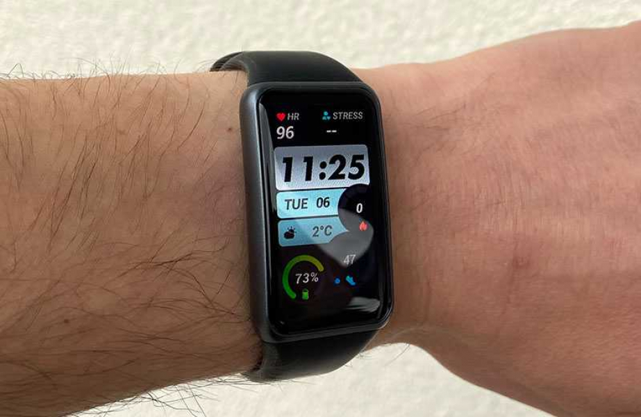 Обзор Huawei Band 6: почти совершенного и недорогого фитнес-браслета Экран Huawei Band 6
