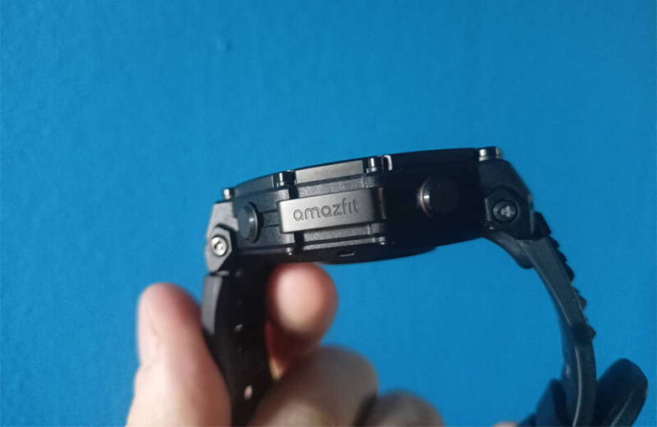Обзор Amazfit T-Rex 3 Pro: непробиваемых смарт-часов с фонариком и 2-неделями работы Навигация с помощью кнопок