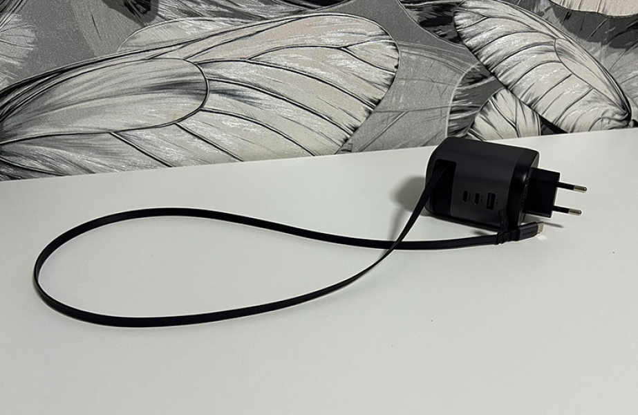 Обзор Ugreen Nexode GaN 100W (X606): Революция с выдвижным кабелем или маркетинг? Недостатки Ugreen Nexode GaN 100W (X606)